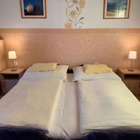 Andrea Wellness Garden Vendégház