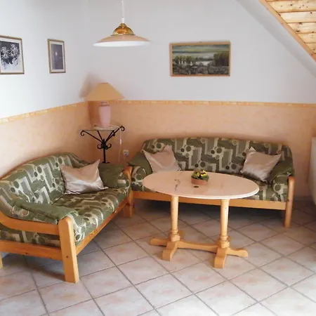 Pensjonat Andrea Wellness Garden Cserszegtomaj