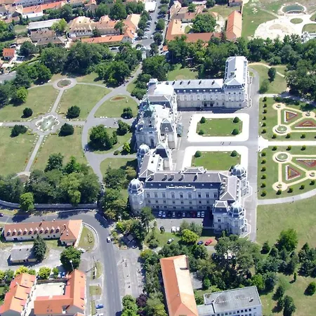 Vendégház Andrea Wellness Garden