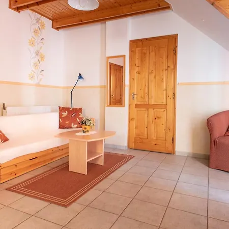 Andrea Wellness Garden Vendégház