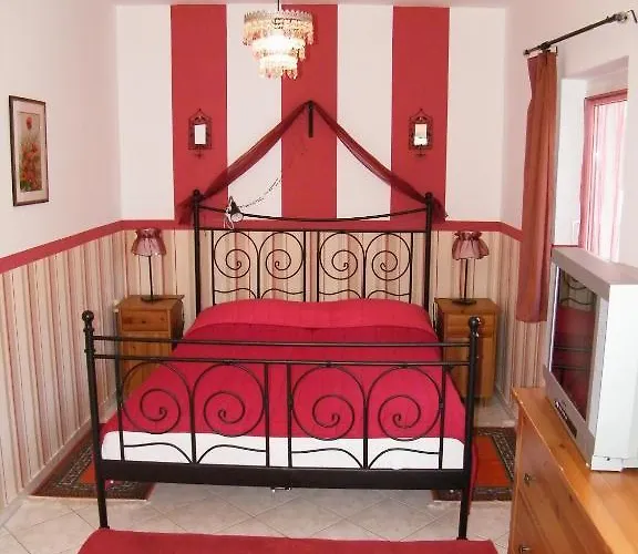 בית הארחה Andrea Wellness Garden צ'רסגטומאי