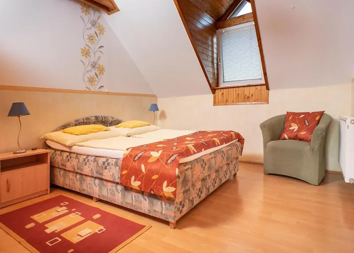 Andrea Wellness Garden 4* צ'רסגטומאי