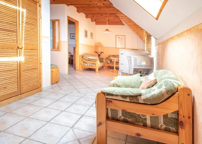 Andrea Wellness Garden 4* צ'רסגטומאי